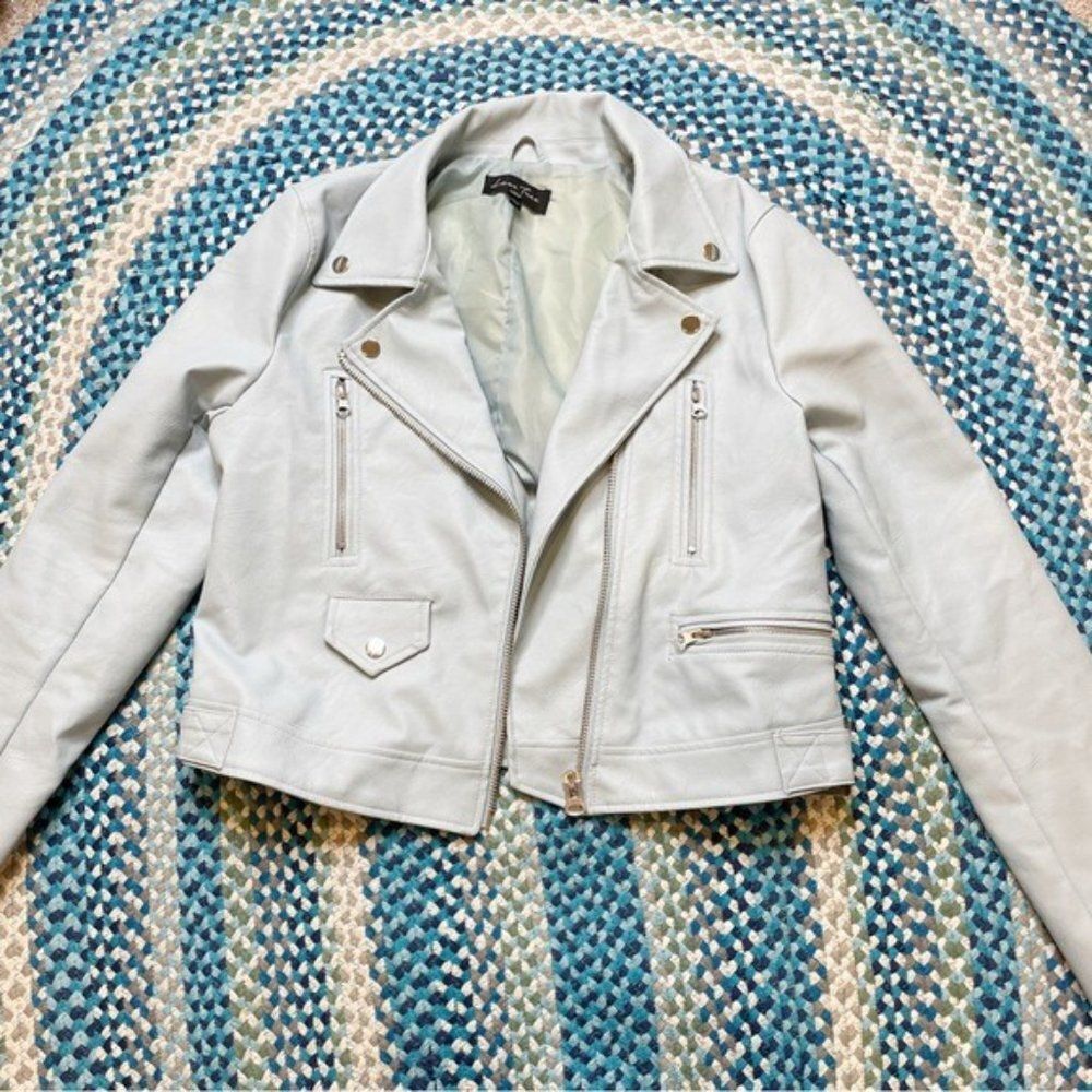 Love‎ Tree Jacket - Picture 3 of 10